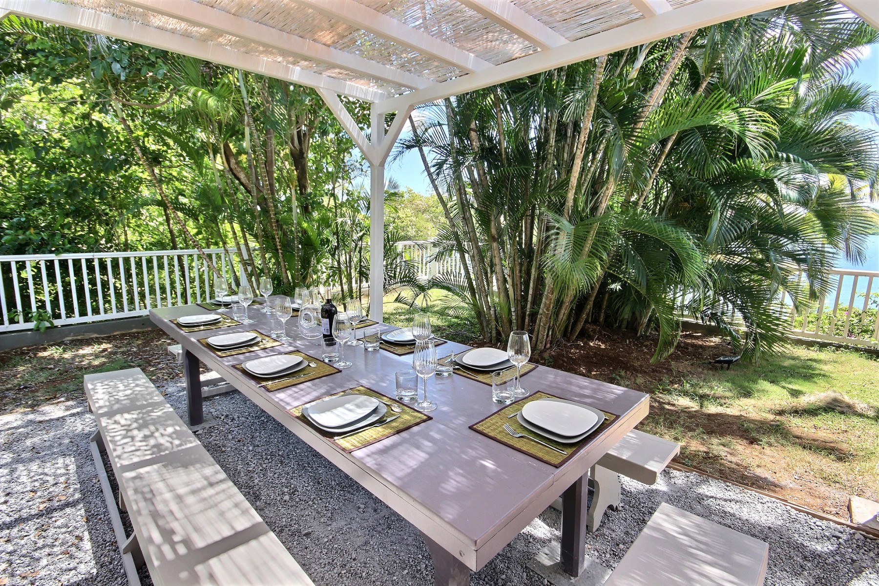 Trois-Îlets - Villa 4 ou 6 chambres en bord de mer avec piscine